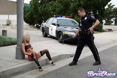bree Olson नीचे गिरफ्तारी बेकार है और अभ्यास एक अधिकारी हिस्सा 2810